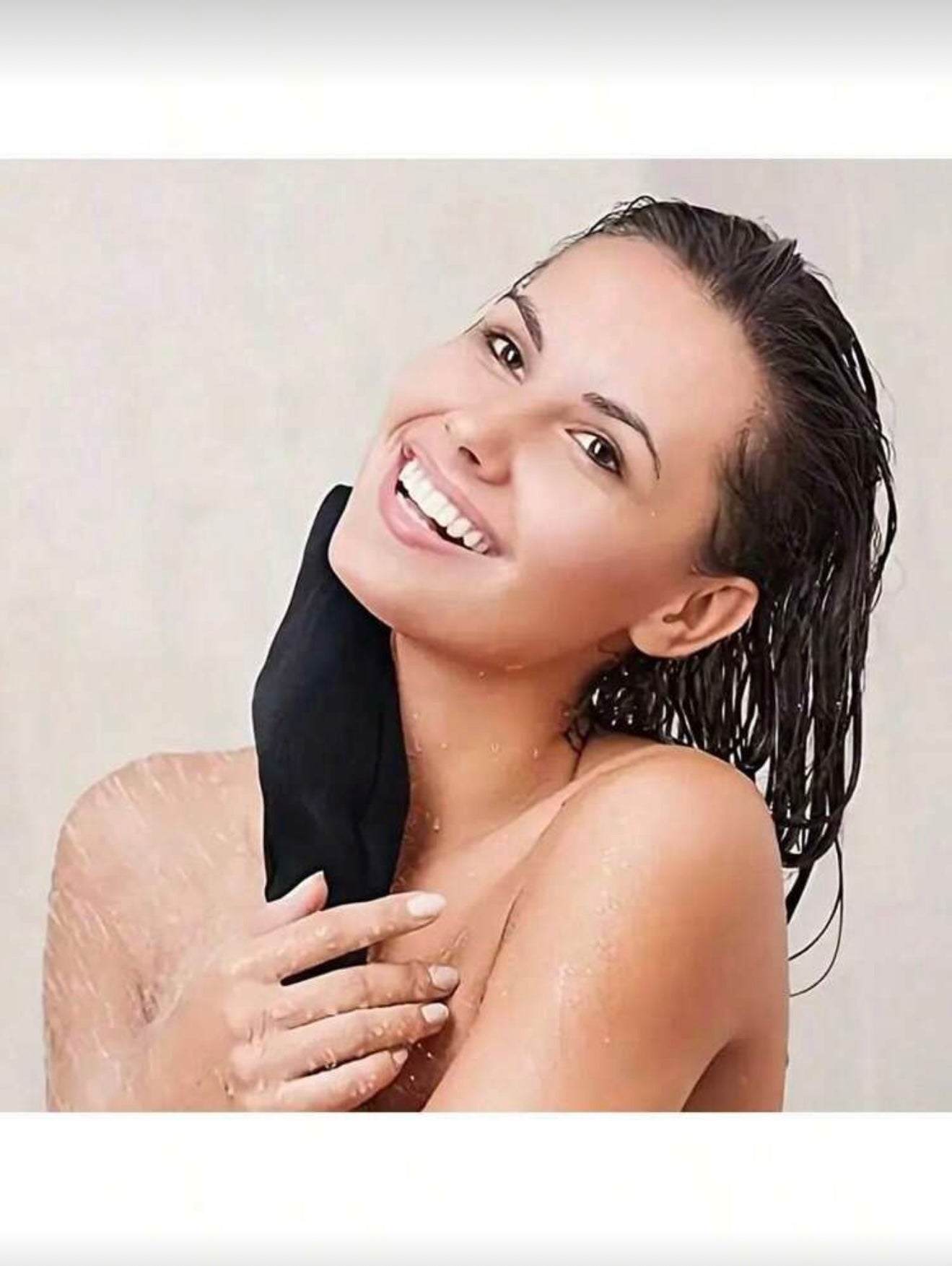 Deep Exfoliating Glove For Smooth And Glowing Skin