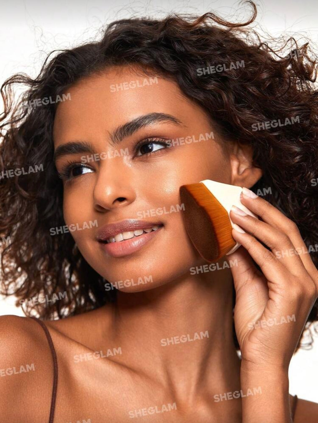 Skin Magnet Foundation Brush Multi | SHEGLAM